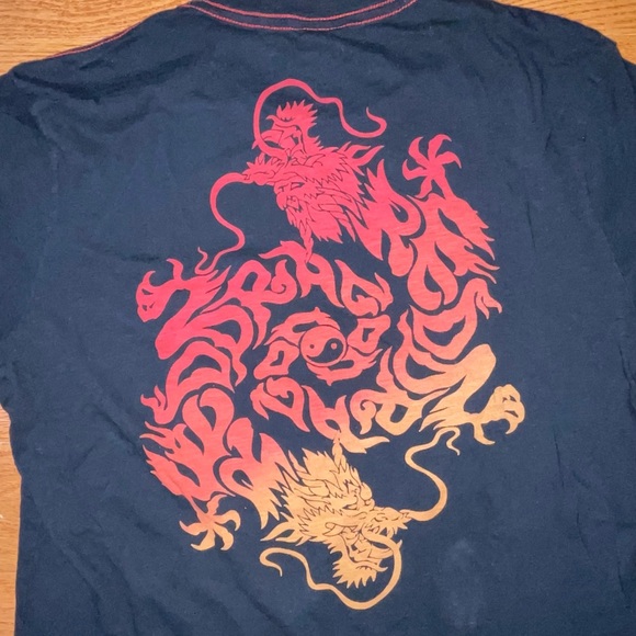 Lucky Brand Red Dragon Racing Crew Black T-Shirt - Size Medium - Picture 6 of 6